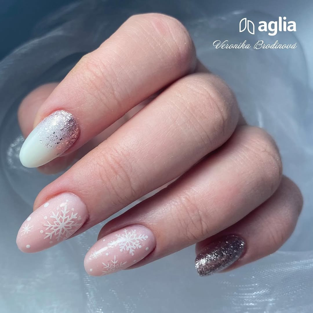 BROCADE PLATINUM + GUMMY BASE ICE CREAM